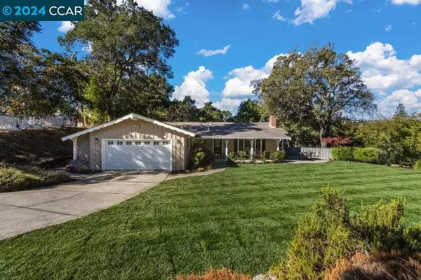 Orinda, CA 94563,2 Debra Court