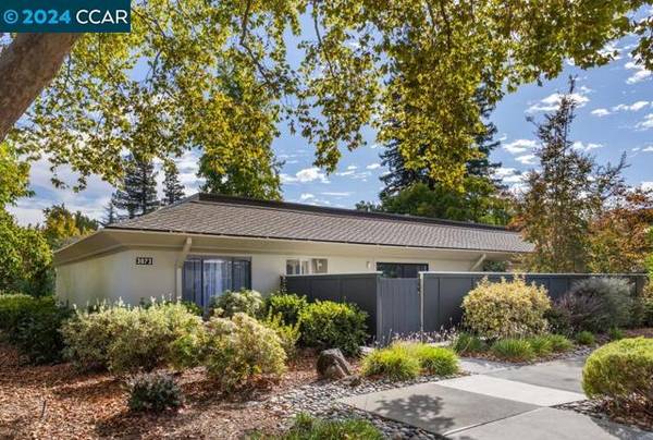 3073 Golden Rain Rd, Walnut Creek, CA 94595