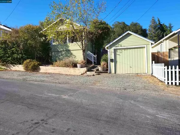 2276 Monterey Avenue, Martinez, CA 94553