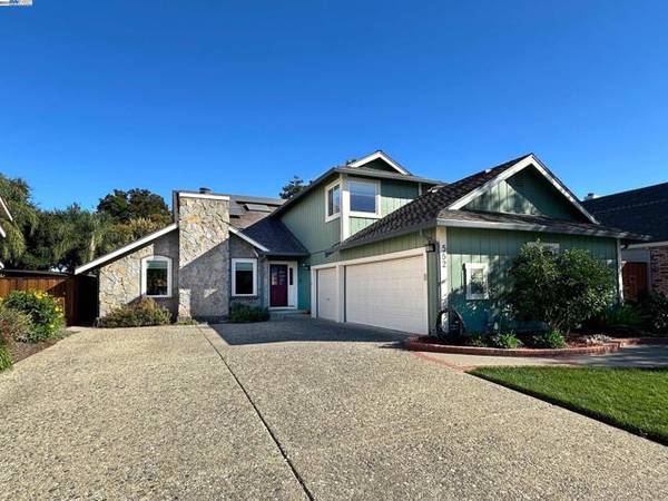 552 Sarah St, Brentwood, CA 94513