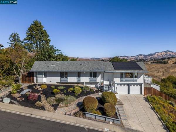 279 Birchwood Drive, Moraga, CA 94556