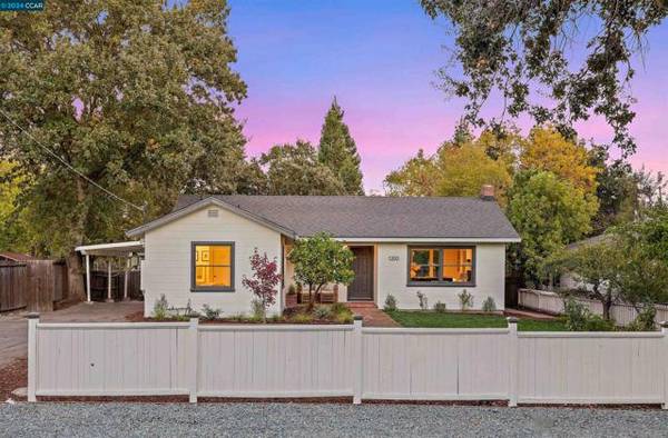 1200 Dewing Ln, Walnut Creek, CA 94595