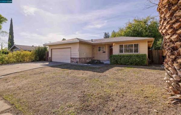 7568 18Th St, Sacramento, CA 95822