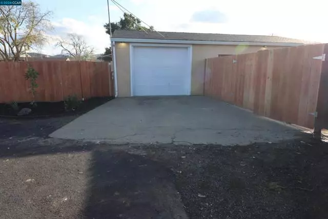 Pittsburg, CA 94565,60 Banchio Ct