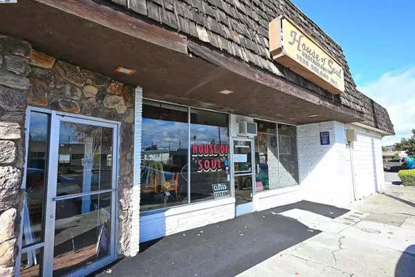 Vallejo, CA 94590,1526 Solano Ave