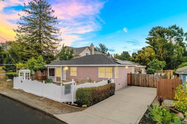 1623 E St,  Hayward,  CA 94541