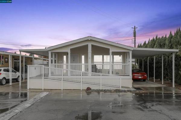 210 West Cypress Rd, Oakley, CA 94561