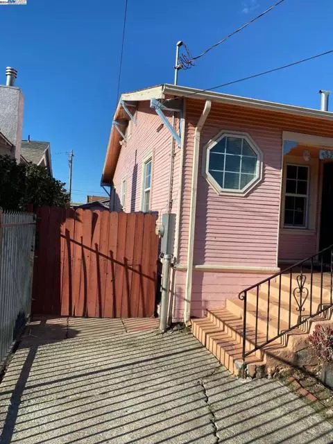 Oakland, CA 94605,2539 83Rd Ave