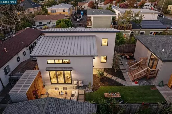 2514 Mathews, Berkeley, CA 94702