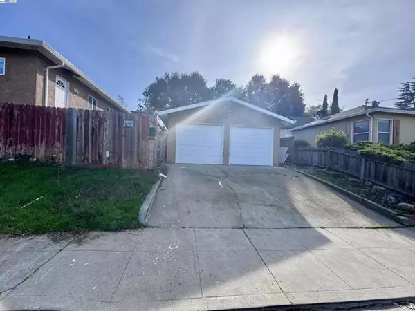 Hayward, CA 94541,1697 C St