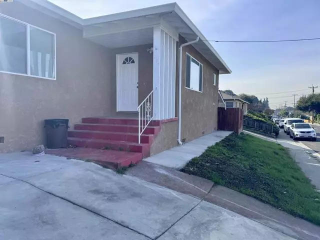 Hayward, CA 94541,1697 C St