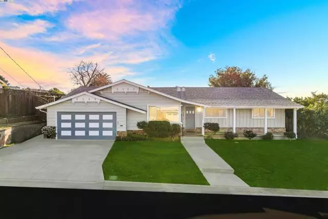 2657 Warwick Pl, Hayward, CA 94542