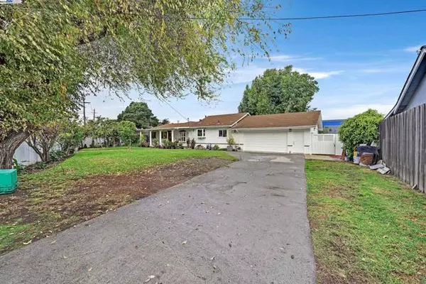 Hayward, CA 94545,3181 Arden Road