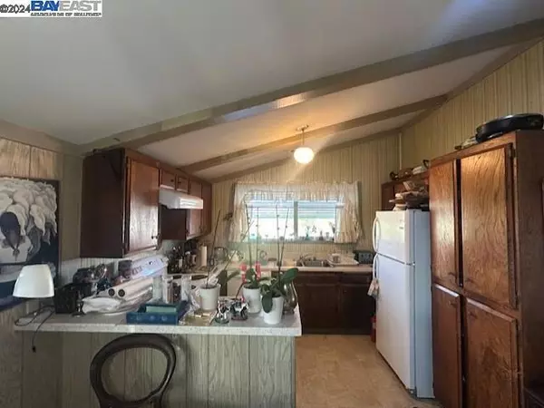 San Leandro, CA 94579,450 Santa Monica