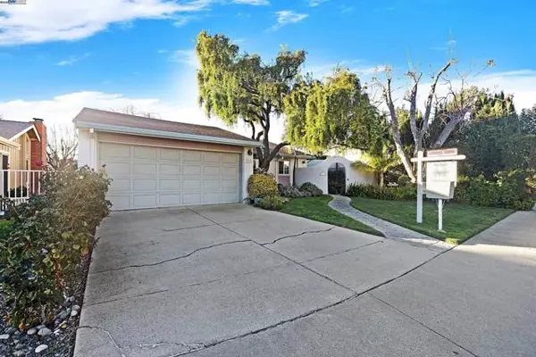 San Jose, CA 95123,5365 Mayten Grove Ct