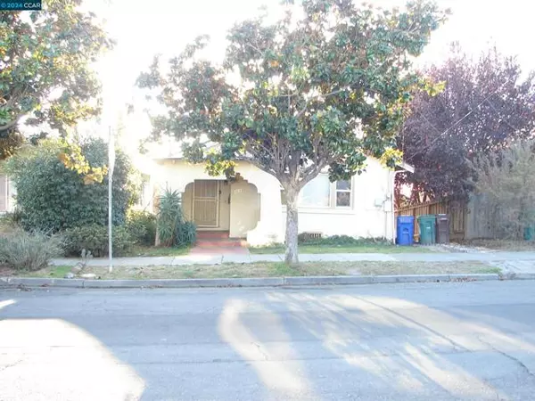 4809 Walnut St, Oakland, CA 94619