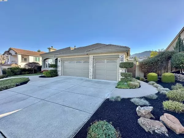 Concord, CA 94521,981 Autumn Oak Cir