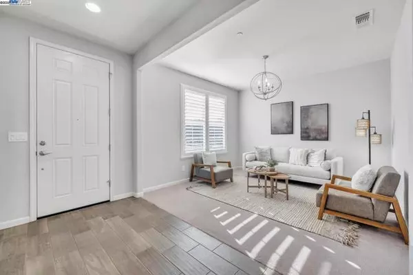 Roseville, CA 95747,8289 Fort Collins Way