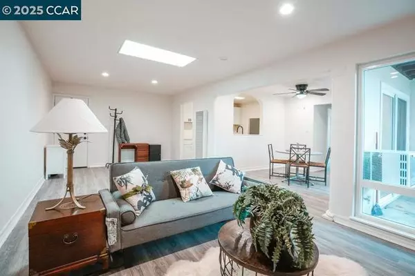1620 Laguna St,  Concord,  CA 94520