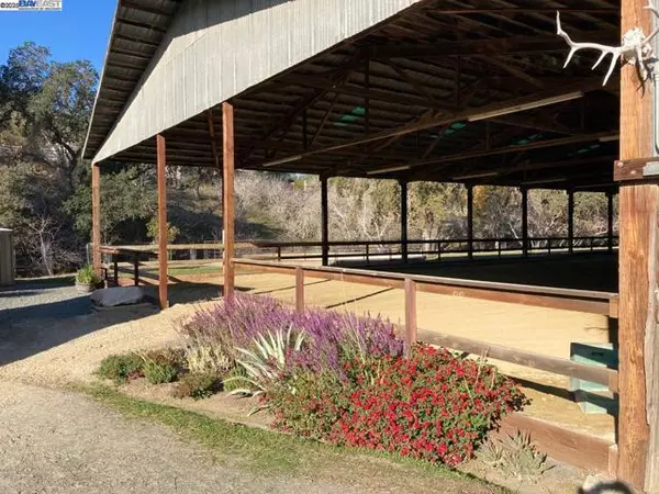 Walnut Creek, CA 94598,401 Pine Creek Road
