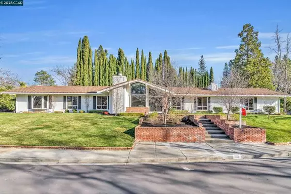 652 Thornhill Rd, Danville, CA 94526