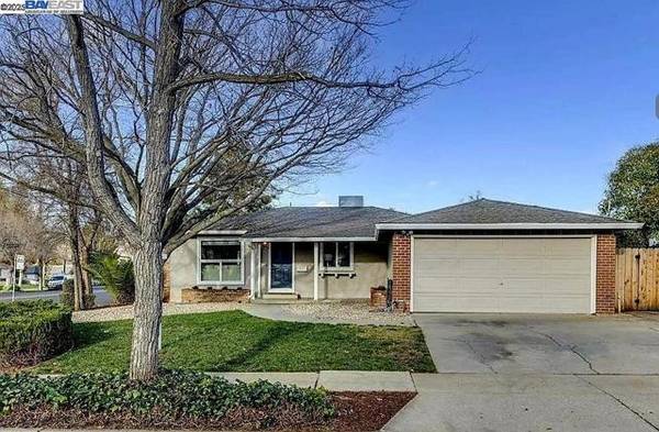 5501 Pennsylvania Blvd, Concord, CA 94521