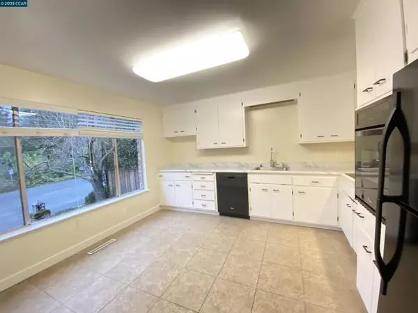 Moraga, CA 94556,2145 Donald Dr