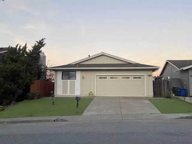 South San Francisco, CA 94080,117 Valleyview Way