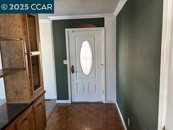 Pacheco, CA 94553,376 Avenida Flores