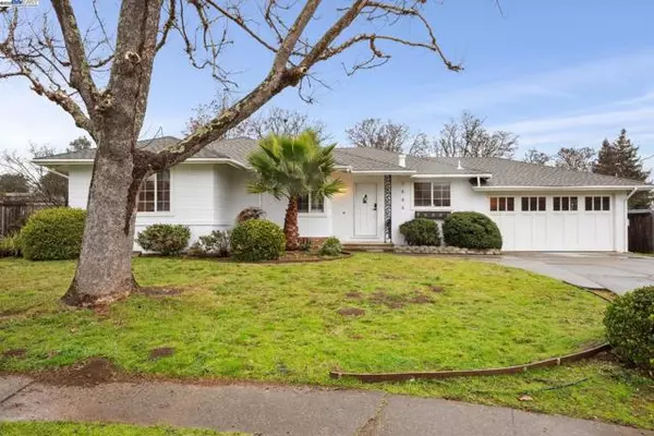 Novato, CA 94947,1444 Buchanan St