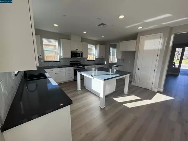 West Sacramento, CA 95691,1253 Purple Lupine Road