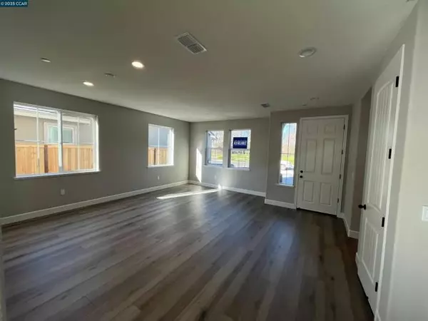West Sacramento, CA 95691,1253 Purple Lupine Road