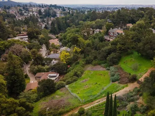 Oakland, CA 94608,0 London Rd
