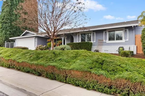 Pittsburg, CA 94565,4246 Saint Paul Cir