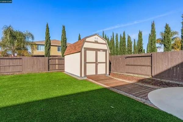 Manteca, CA 95337,2333 Azevedo Ave