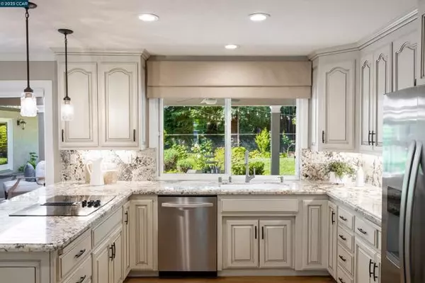Danville, CA 94526,685 Las Barrancas Dr