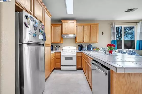 Antelope, CA 95843,4104 Crumley Way