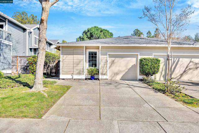 Moraga, CA 94556,8 Hansen Ct