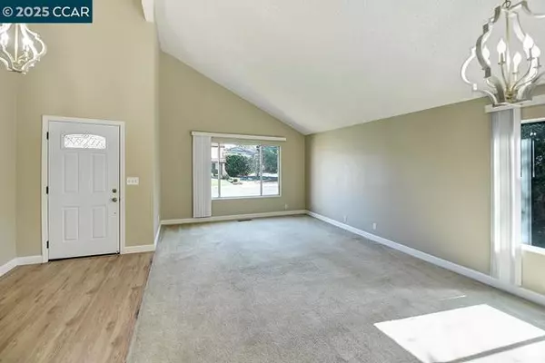 San Ramon, CA 94583,498 Santander