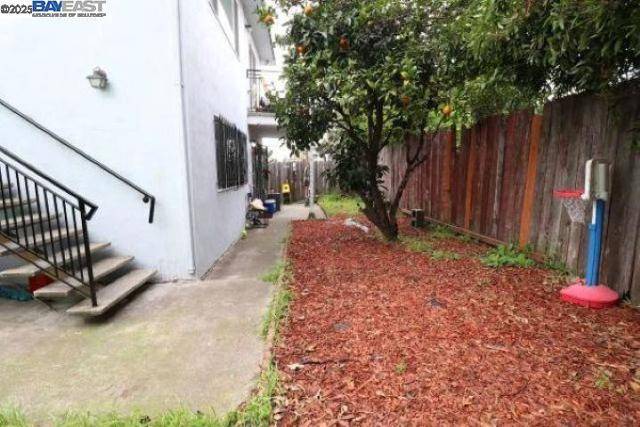 Oakland, CA 94601,2311 35Th Ave