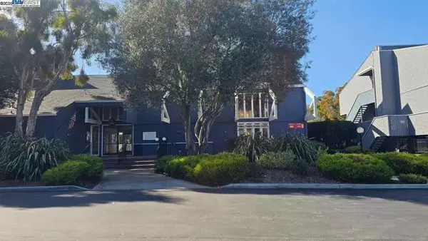 213 Boardwalk Ave, San Bruno, CA 94066