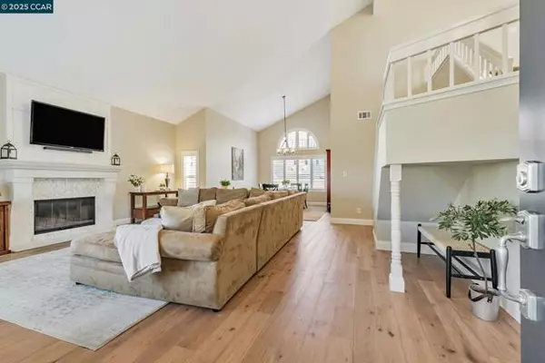 San Ramon, CA 94582,4180 Canyon Crest Rd W
