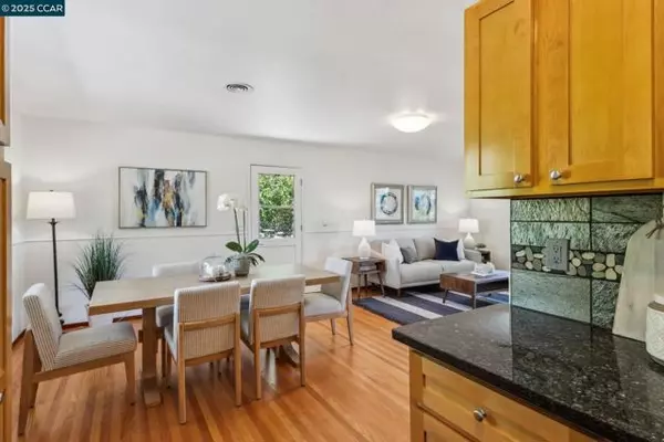 Orinda, CA 94563,34 Las Palomas