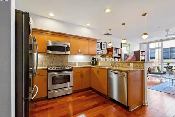 Oakland, CA 94612,630 Thomas L Berkley Way