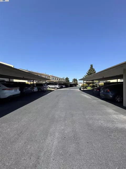 Fremont, CA 94555,34512 Nantucket Cmn