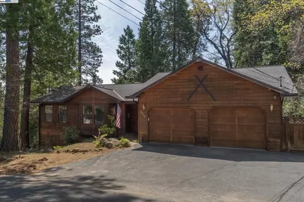 2919 Valley View Dr, Arnold, CA 95223