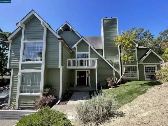 Orinda, CA 94563,29 Heather Lane