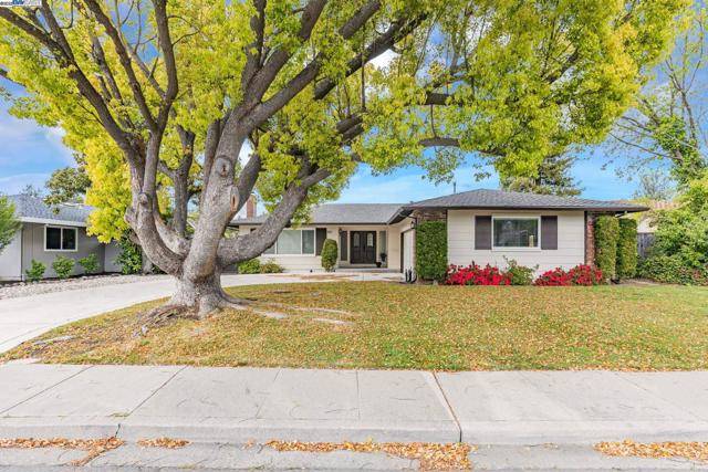 Walnut Creek, CA 94598,2878 Encina Camino