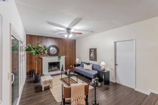 Dublin, CA 94568,7531 Burnham Way