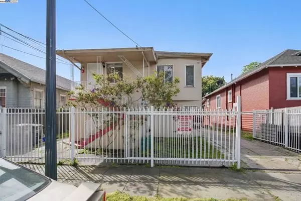 Berkeley, CA 94702,1420 Alcatraz Ave